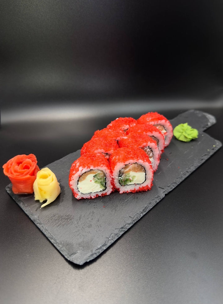 Калифорния с лососем