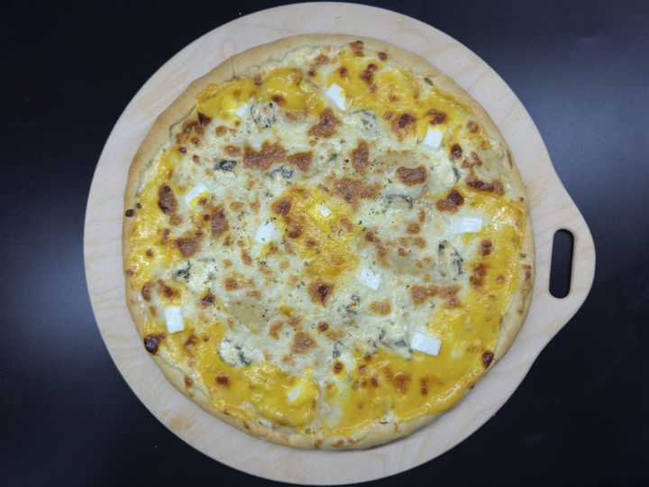 Пицца Четыре Сыра