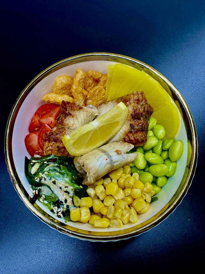 Поке с угрем