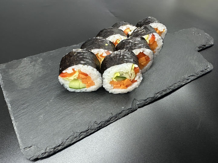 Вегетарианский ролл 1