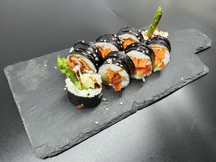 Вегетарианский ролл 3