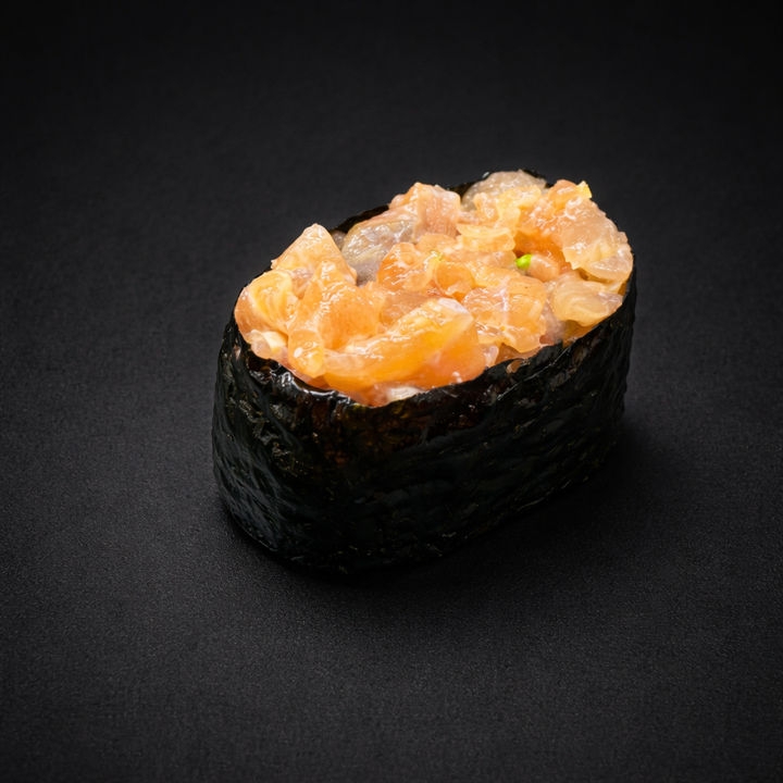 Гункан Лосось спайси 🌶️