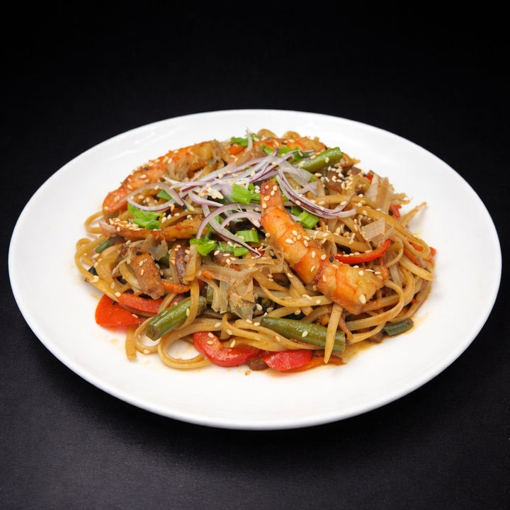 Удон с морепродуктами